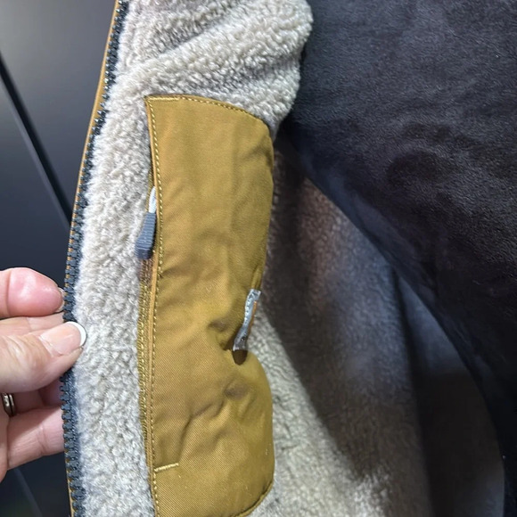 Carhartt Montana Insulated puffer vest,rain defender/wind fighter,reverse sherpa - Picture 7 of 15